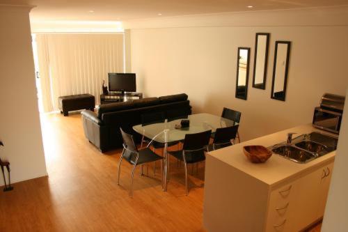 Alexandra Apartments Bundaberg Esterno foto