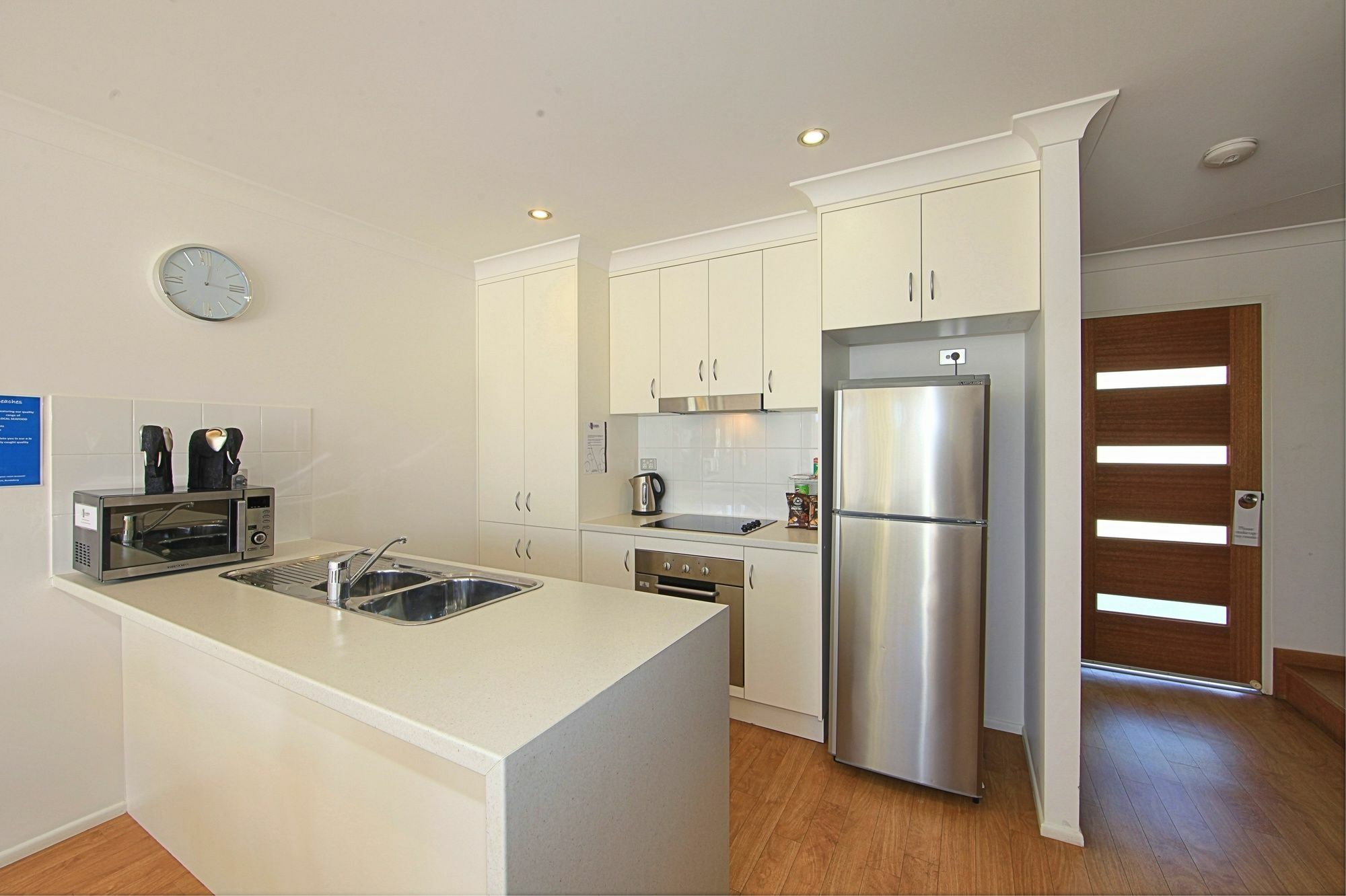 Alexandra Apartments Bundaberg Esterno foto